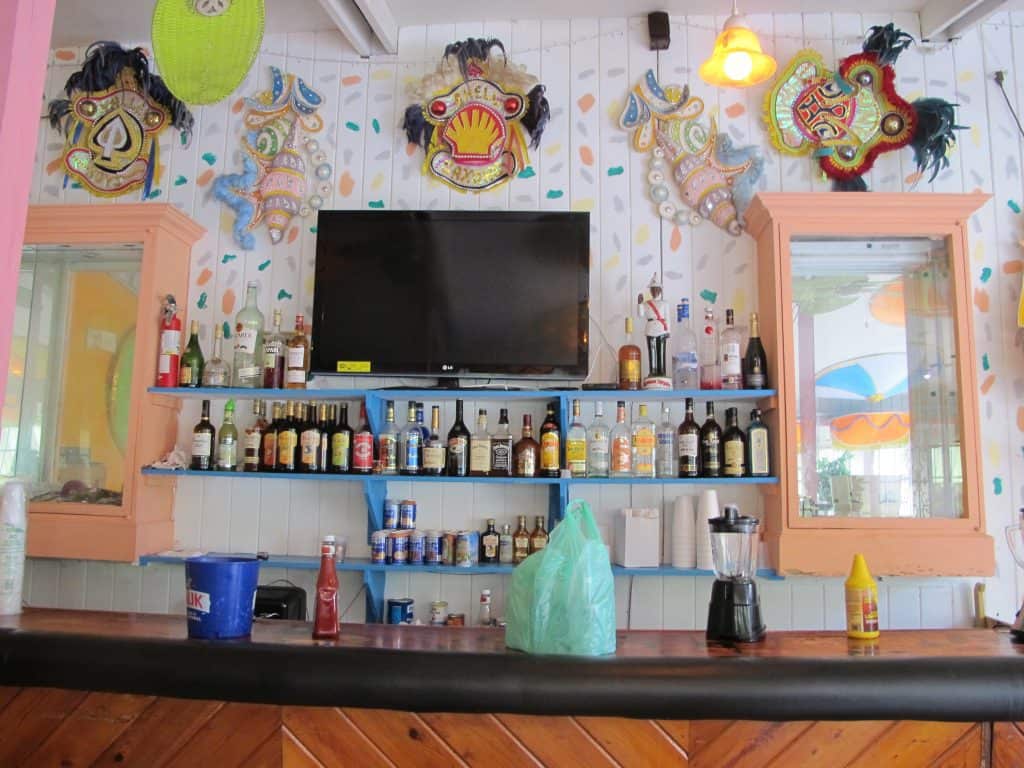 Best Nassau Bars for a Cruise Stopover