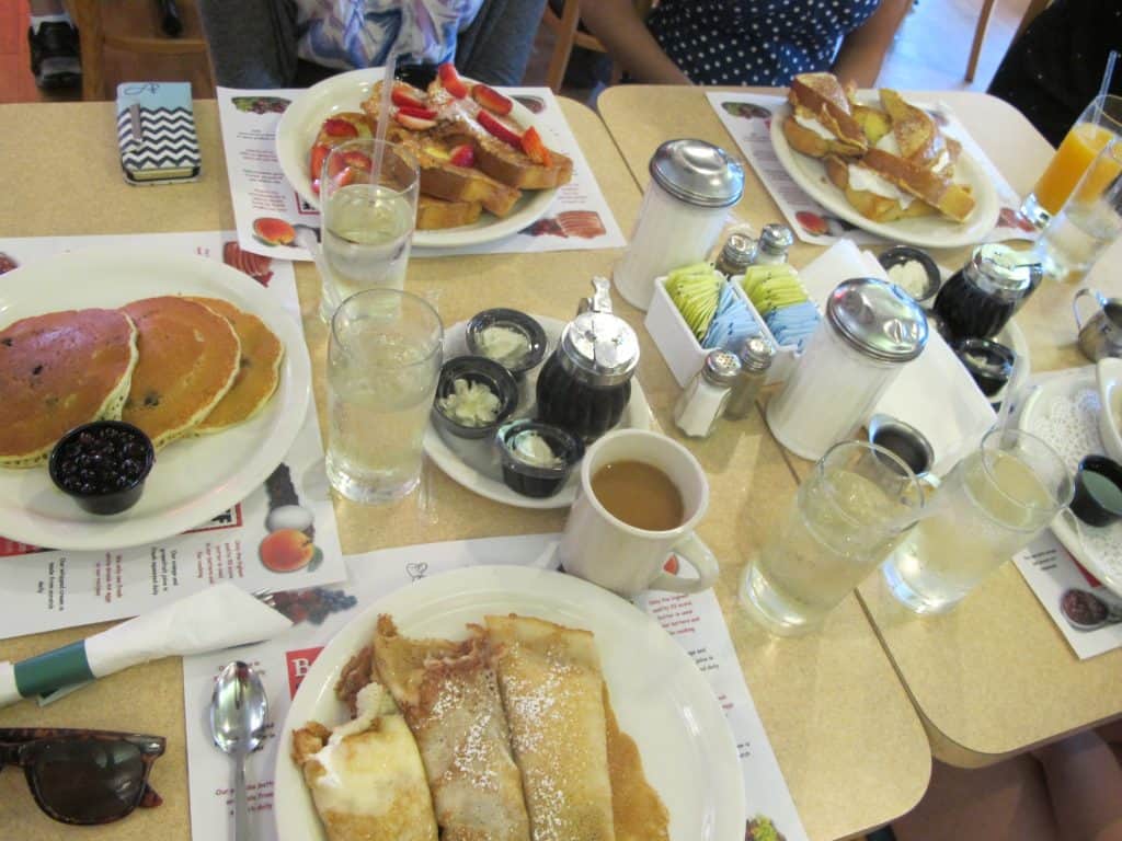This Original Pancake House gluten free guide covers how to order safely from a gluten free menu (that includes pancakes and crepes) at 100+ locations! #originalpancakehouseglutenfree #glutenfreeoriginalpancakehouse #originalpancakehousereview This Original Pancake House gluten free guide covers how to order safely from a gluten free menu (that includes pancakes and crepes) at 100+ locations! #originalpancakehouseglutenfree #glutenfreeoriginalpancakehouse #originalpancakehousereview
