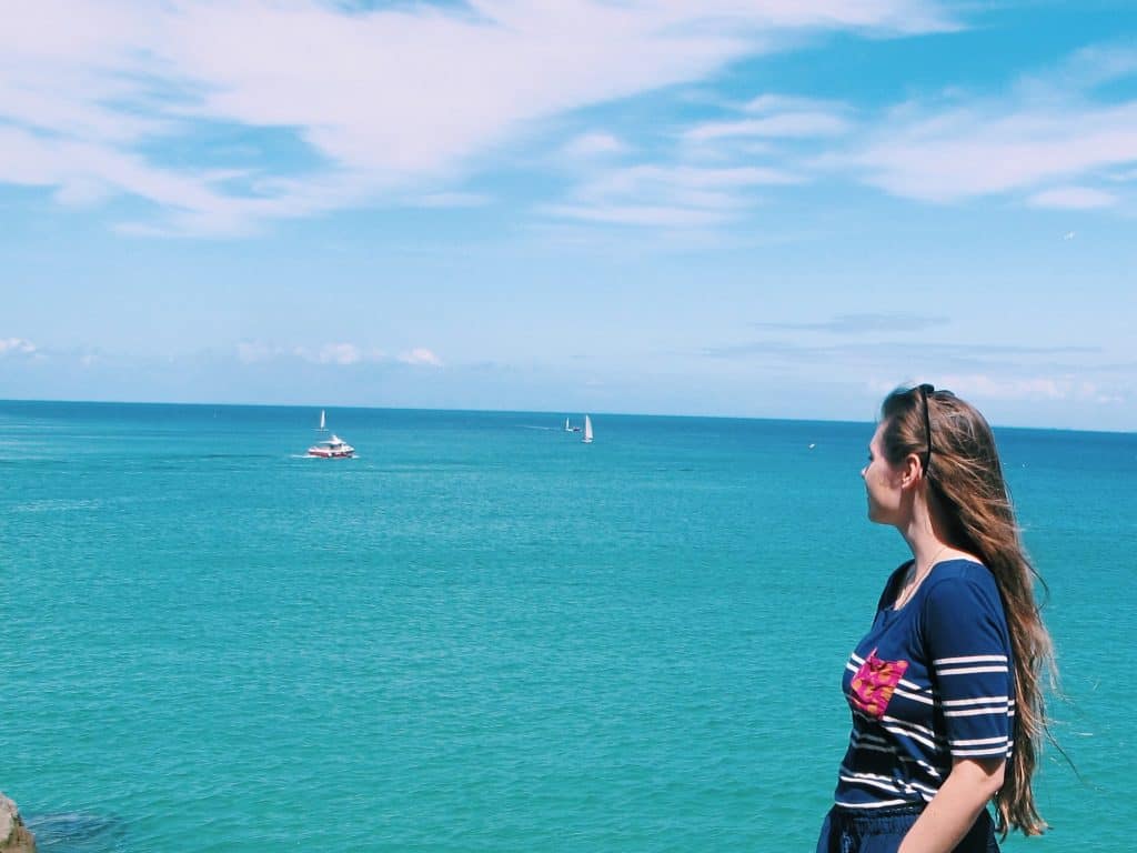 The best city in Cornwall for a day trip: you must take a St Ives day trip. Enjoy my photo journal, hotel, and food advice for the best St Ives day trip!