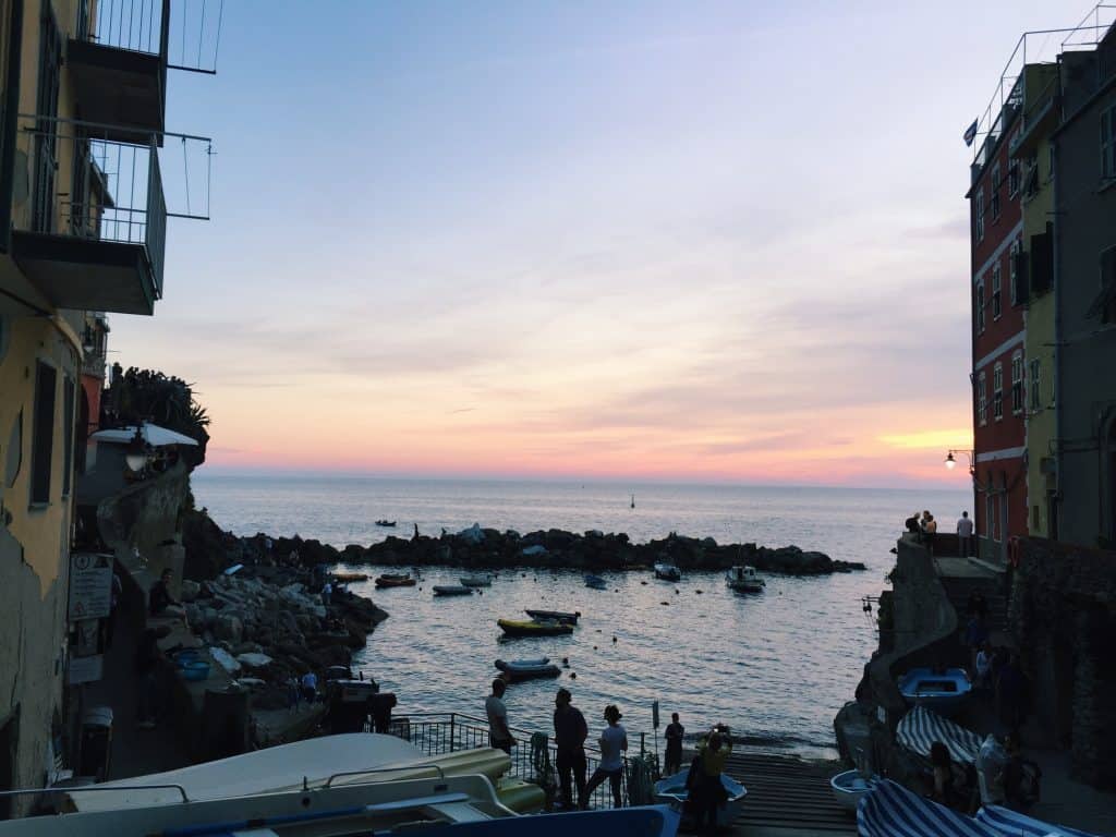 Looking for gluten free Cinque Terre restaurants? Check out the best gluten free options in this village by village guide written for celiacs. #glutenfreecinqueterre #glutenfreeitaly