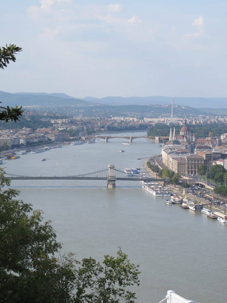 You won't go hungry in Hungary with this complete guide to Gluten Free Budapest. Includes 100% gluten free restaurants, bakeries, and more!