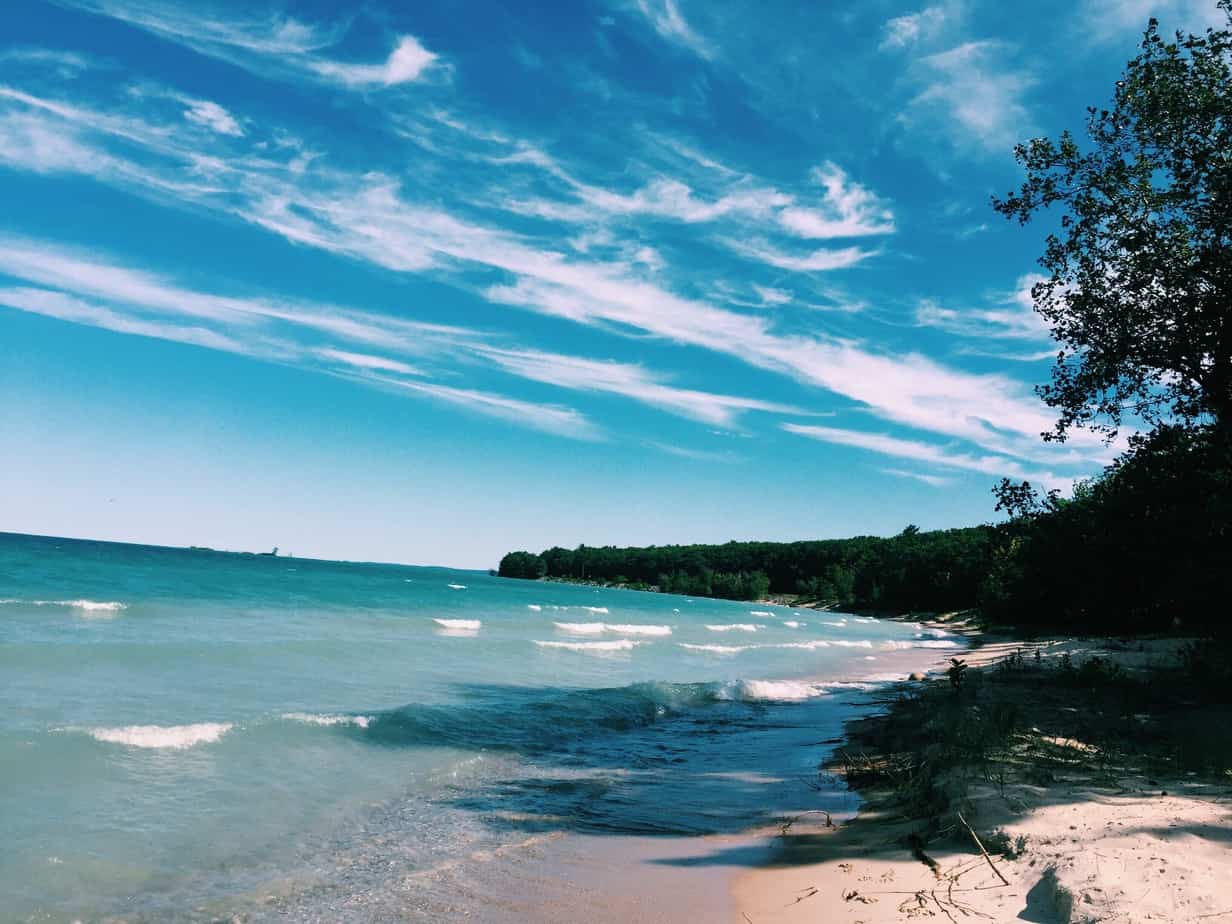 Travel impressions from a sweet little trip to Old Mission Peninsula Michigan. A lakeside cabin, vineyard hopping, farmers markets, and more. #oldmission #oldmissionpeninsula #oldmissionpeninsulamichigan #michigan