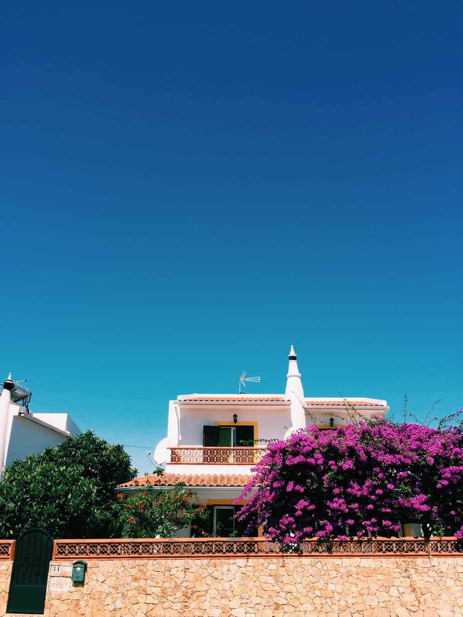 Bura Surfhouse is by the beach in Lagos Portugal. But what makes this hostel special? Here are all the reasons you should fly to Portugal for this hostel. #burasurfhouse #lagosportugal #portugal #lagoshostel #travel #surfhostel