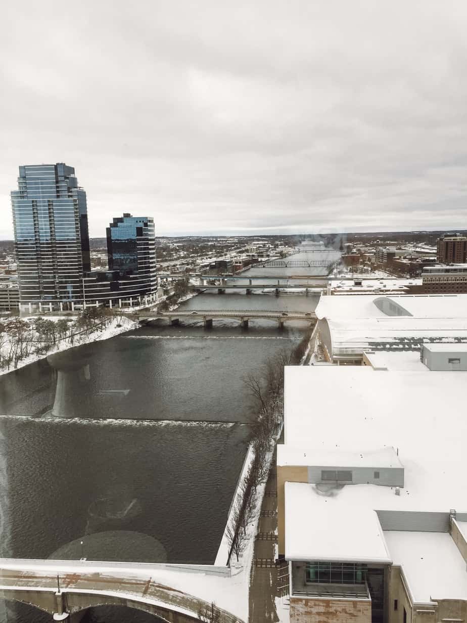 See the Amway Grand Plaza Hotel Grand Rapids through our eyes on this winter stay. Including recommendations diriving and walking distance from the hotel. #amwaygrandplazahotel #amwaygrand #grandrapids #grandrapidsmi #puremichigan #experiencegrandrapids