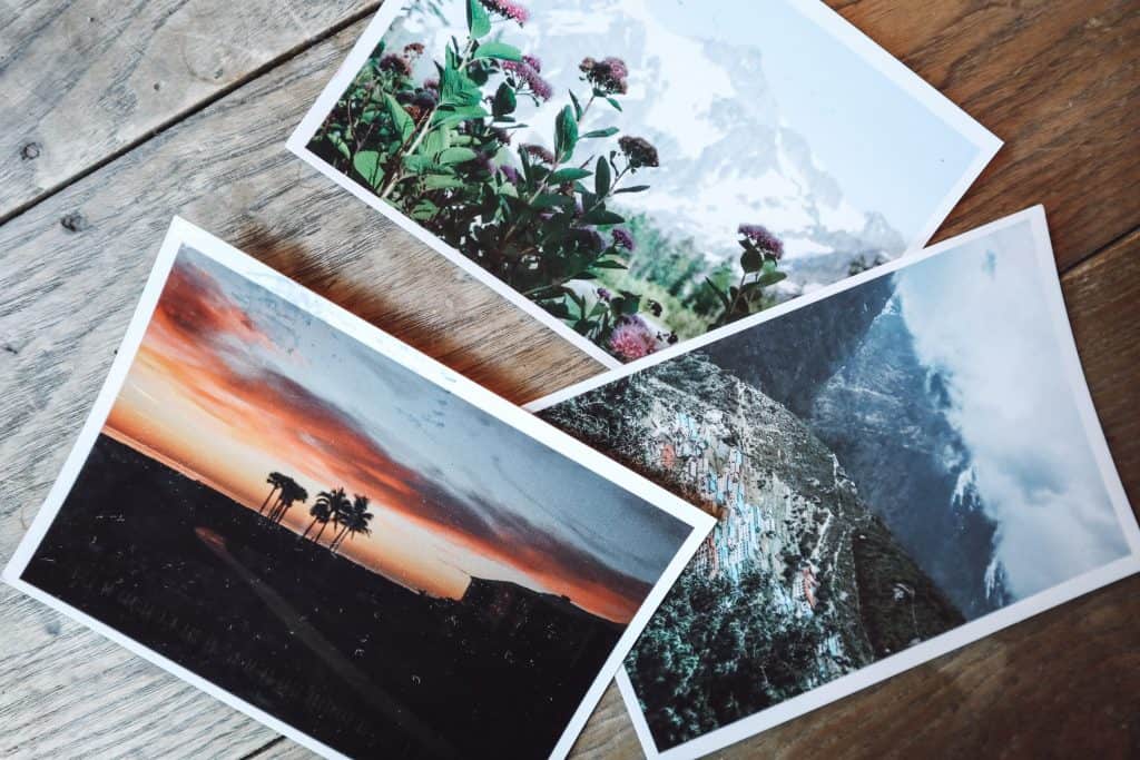 Ever dreamed of sending a personalized postcard from your travels? With this company, you can send a postcard online with the click of a button. #mypostcard #onlinepostcard #sendapostcardonline #travel #snailmail