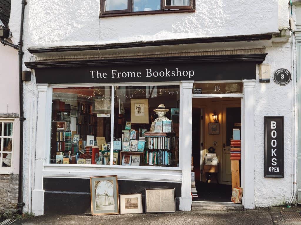 Lovely picture of a Bookstore, one of the many thigns to do in Frome.