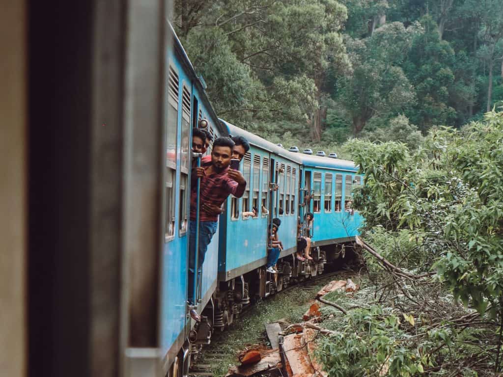 Everything you need to know about the Colombo to Ella train journey, including timetables, tickets, and even the side to sit on for the best views. #colombotoellatrain #kandytoellatrain #trainsinsrilanka #srilankatravel