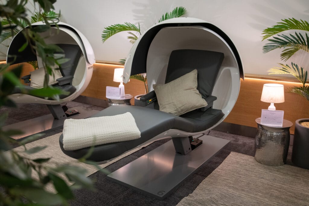 sleeping pods heathrow airport