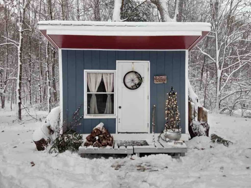 A tiny house in winter