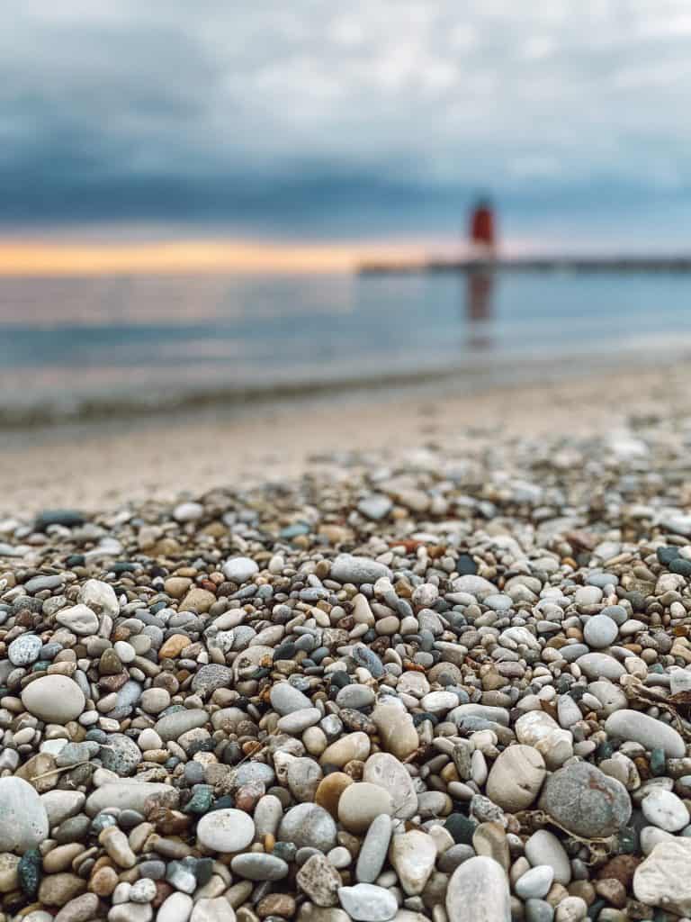 Check out this complete guide to gluten free Charlevoix Michigan! Includes Charlevoix's top 10 gluten free restaurants that are safe for celiacs. Michigan | USA | United States of America | Travel Destinations | Charlevoix Michigan | Charlevoix | Gluten Free Travel | Gluten Free | Local Guide | Wanderlust