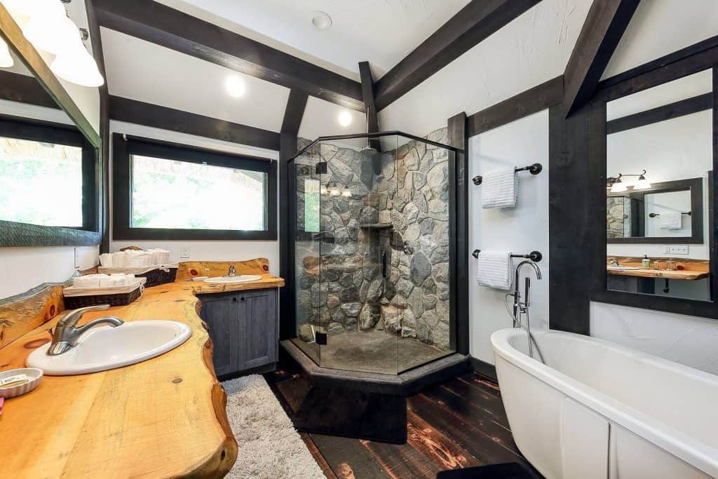 The stunning bathroom inside Thatch House in Charlevoix Michigan