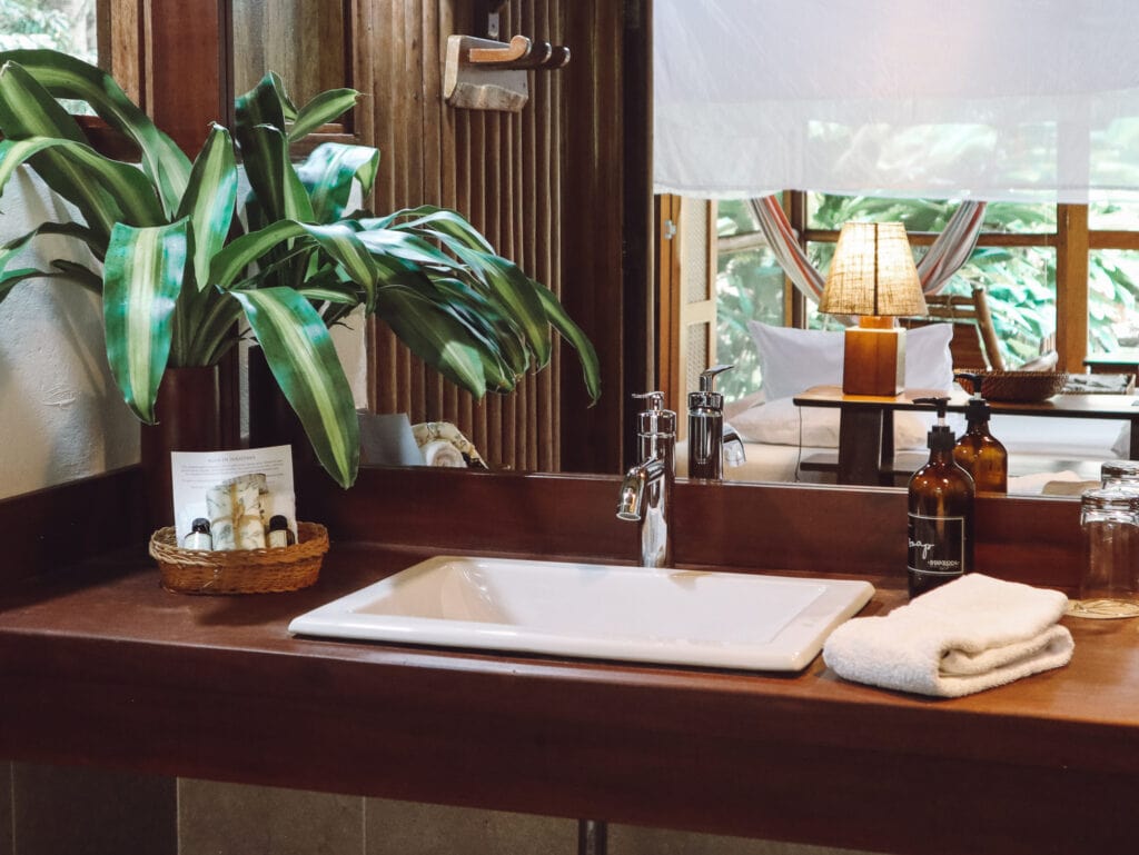 The bathroom counter at Inkaterra Reserva Amazonica