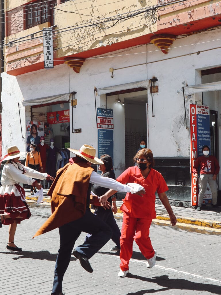 Arequipa is Peru's most photogenic city. Learn where the best photo spots in Arequipa are in this self guided photo tour of Arequipa.