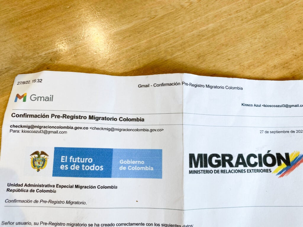 MIG form for entering Colombia when crossing the Ecuador Colombia border