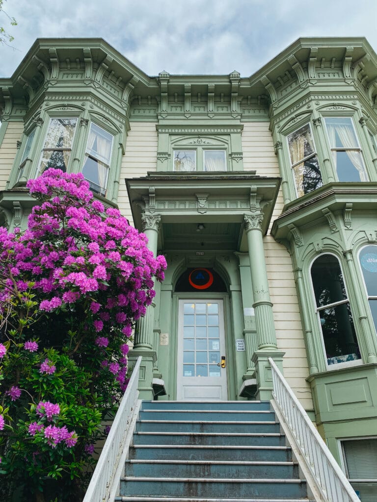 the victorian mansion exterior of a hostel in portland