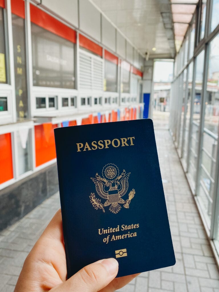 Panama to Costa Rica Border Crossing: The Complete Guide (2023)