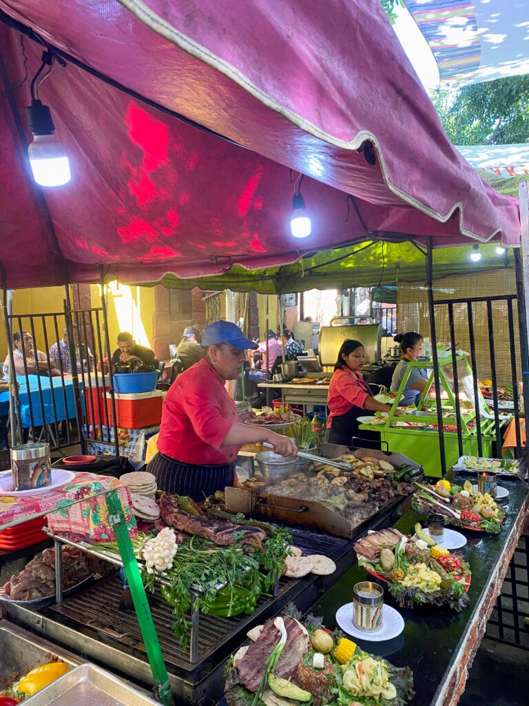 The Juayua Food Festival happens every weekend in El Salvador's Ruta de las Flores. This is your complete guide to hours, prices, and more.