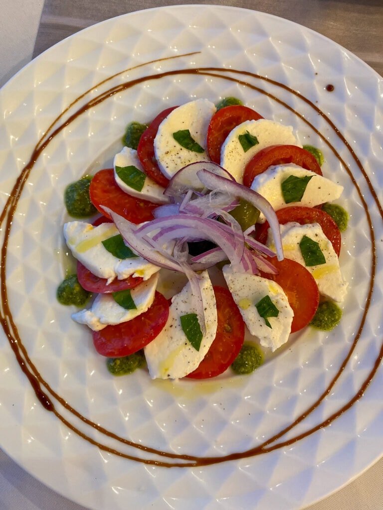 gluten free caprese salad in hiroshima