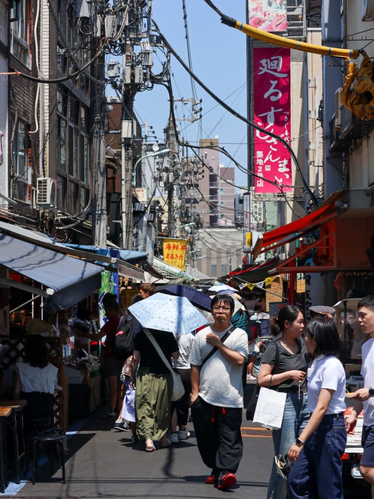 Tsukiji fish market in tokyo.