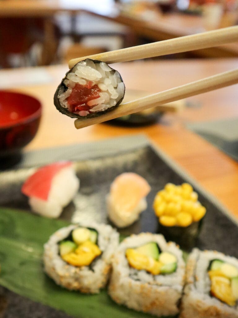 Tuna maki roll.