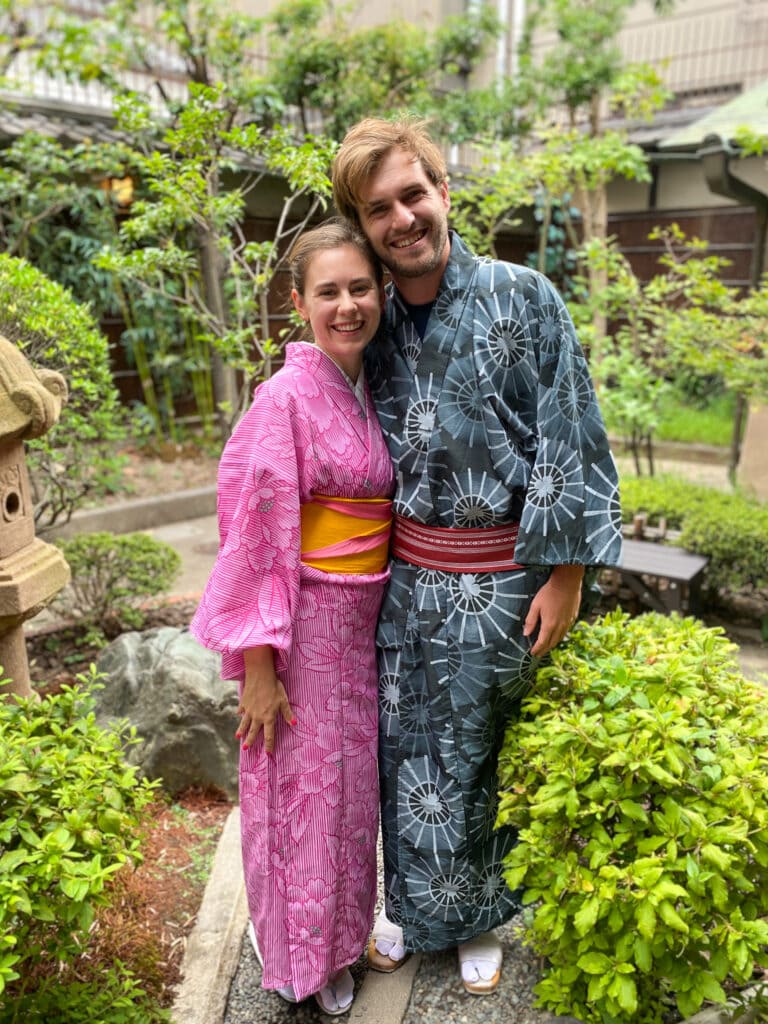 Sarah and Dan wear Kimonos in a tea garden in Kyoto.