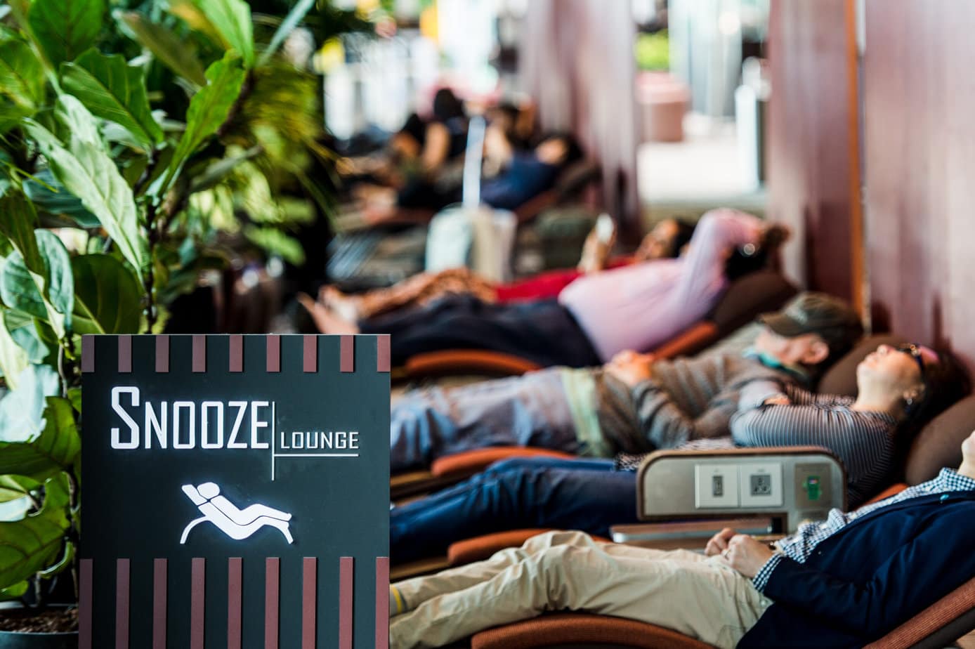 Lounge & sleep outlet