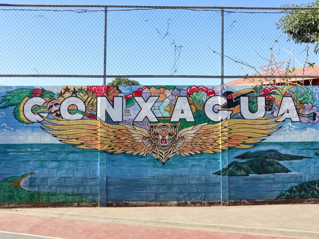 mural that says CONXAGUA
