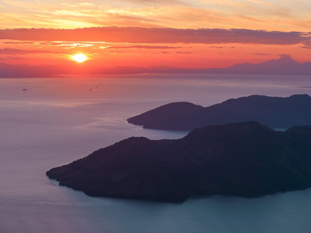 sunrise view from conchagua volcano el salvador