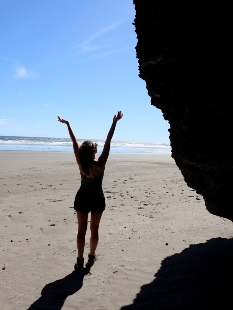 sarah on el cuco beach el salvador