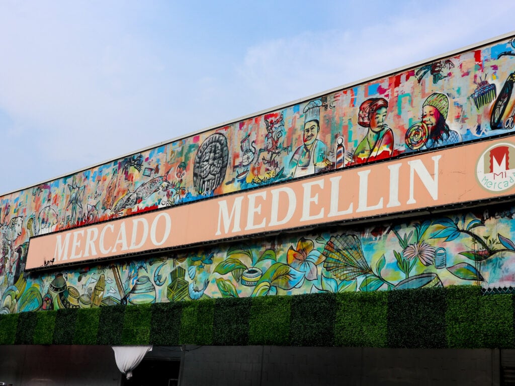 The outside sign of mercado medellin in mexico city.