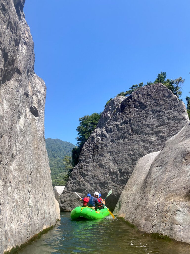 White water rafting Rio Cangrejal Honduras