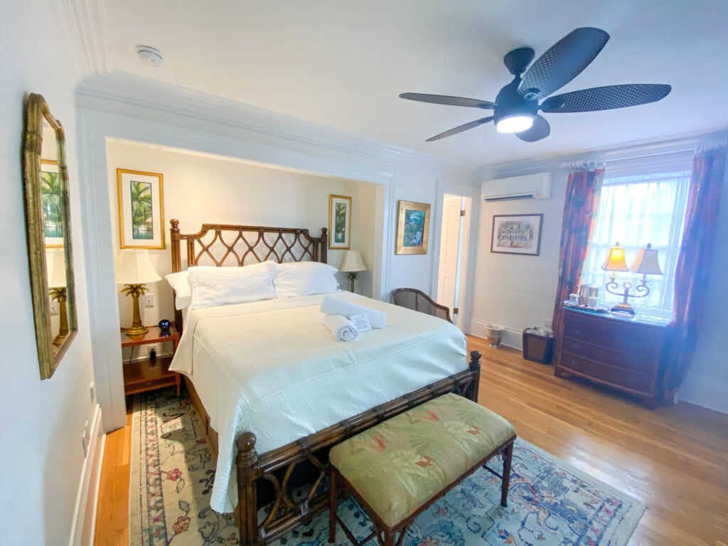 hotel room at the gardens hotel key west