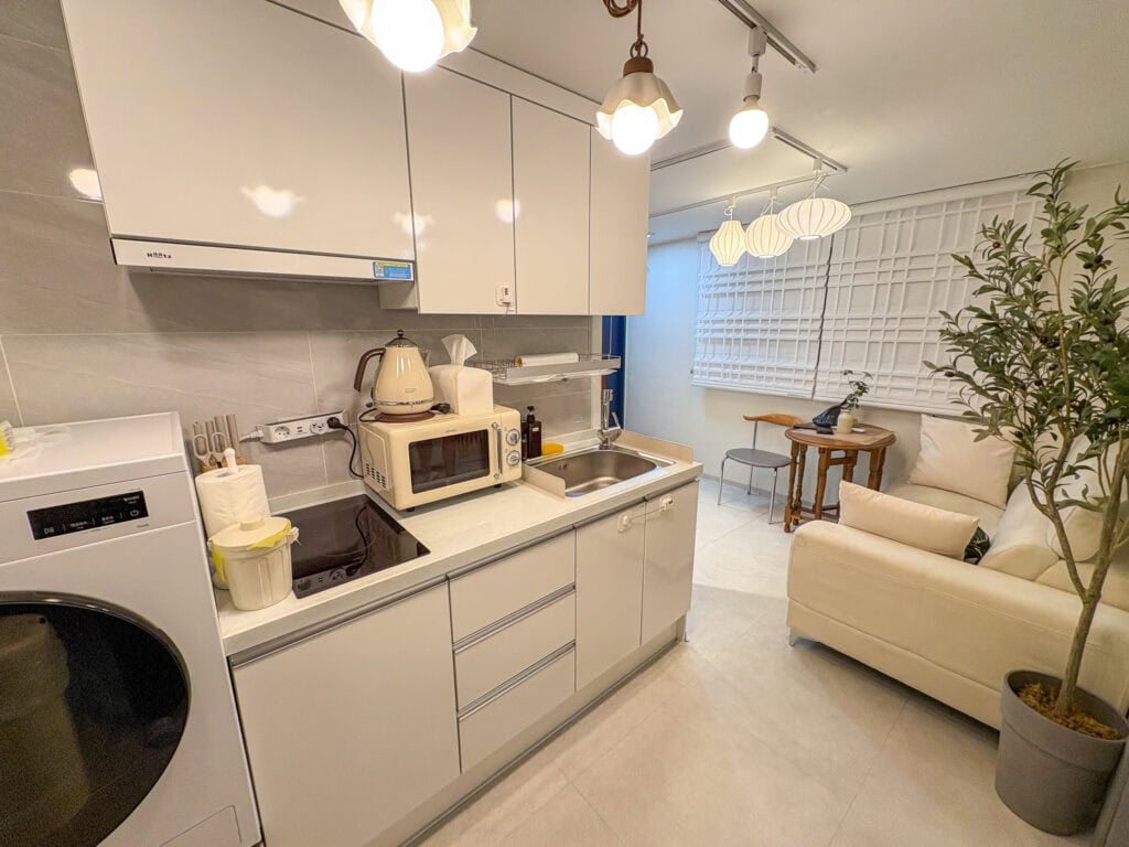 white apartment kitchen