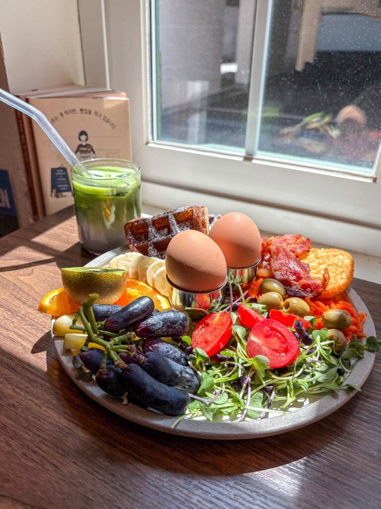 Brunch platter with matcha